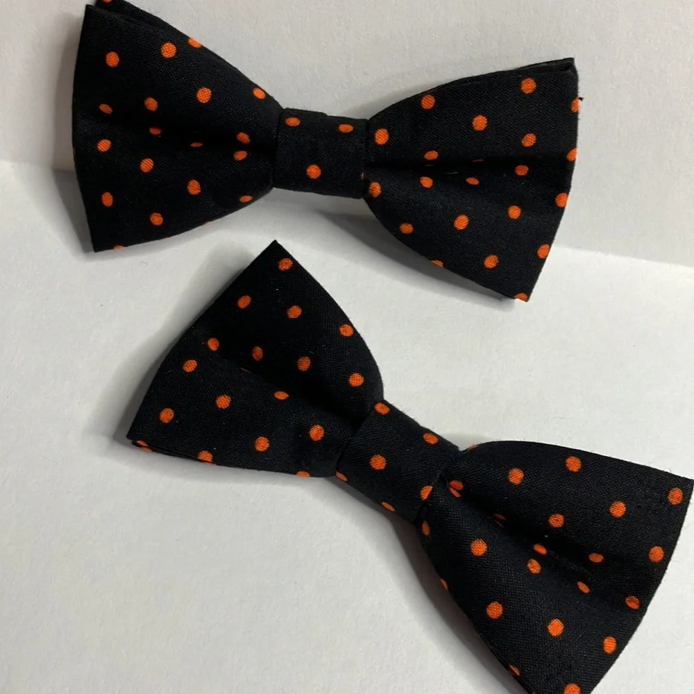 Pet Bowtie in Black with Orange Polkadots Halloween